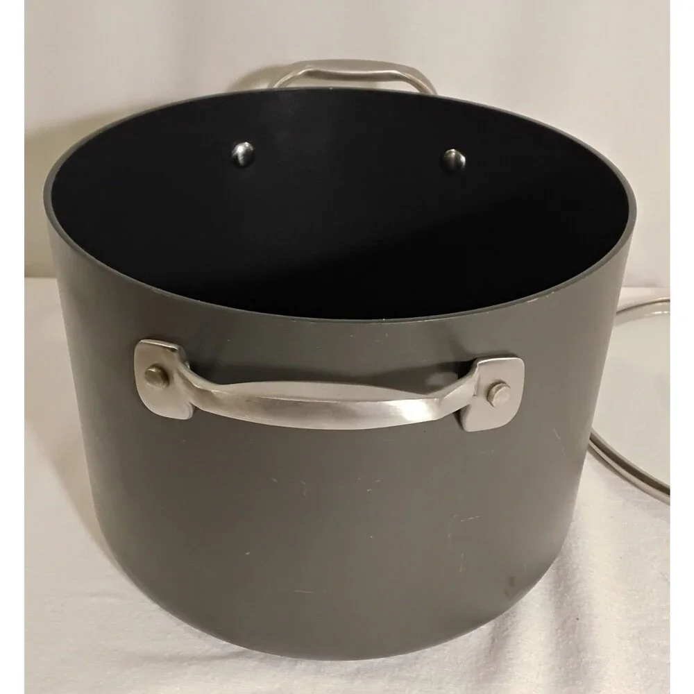 Tramontina 8-quart (7.6 L) Professional-Quality, Hard-Anodized Nonstick Stockpot